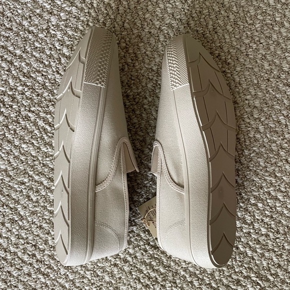 Muji Japan Exclusive Slip-On Loafers - Picture 2 of 11